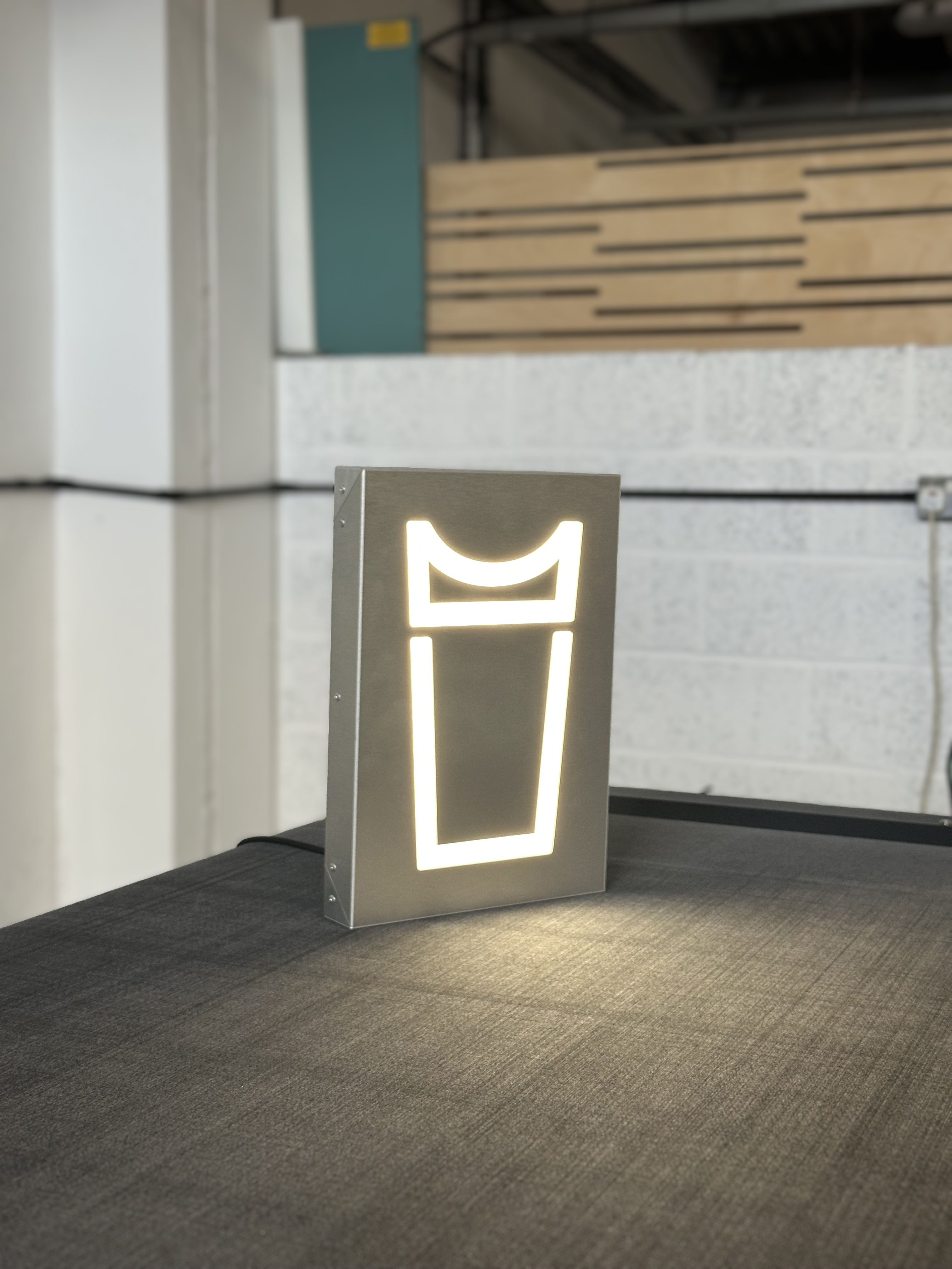 Aluminium Light box (1)